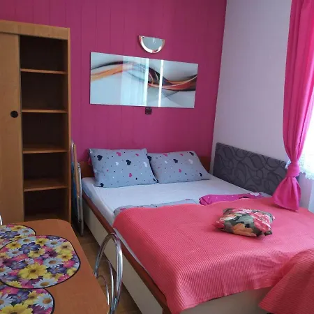 Kwatera prywatna Pokoje Na Tęczowej - U Bożeny Karwia